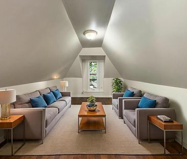 $1,349 / 1 br / 1 ba / 482 King Willaim st unit 3 - Photo 1