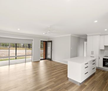 Renovated 4 bedroom home on 4 acres - Photo 5