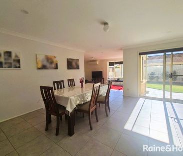 Family Home with Pool & Spacious Yard - Photo 4
