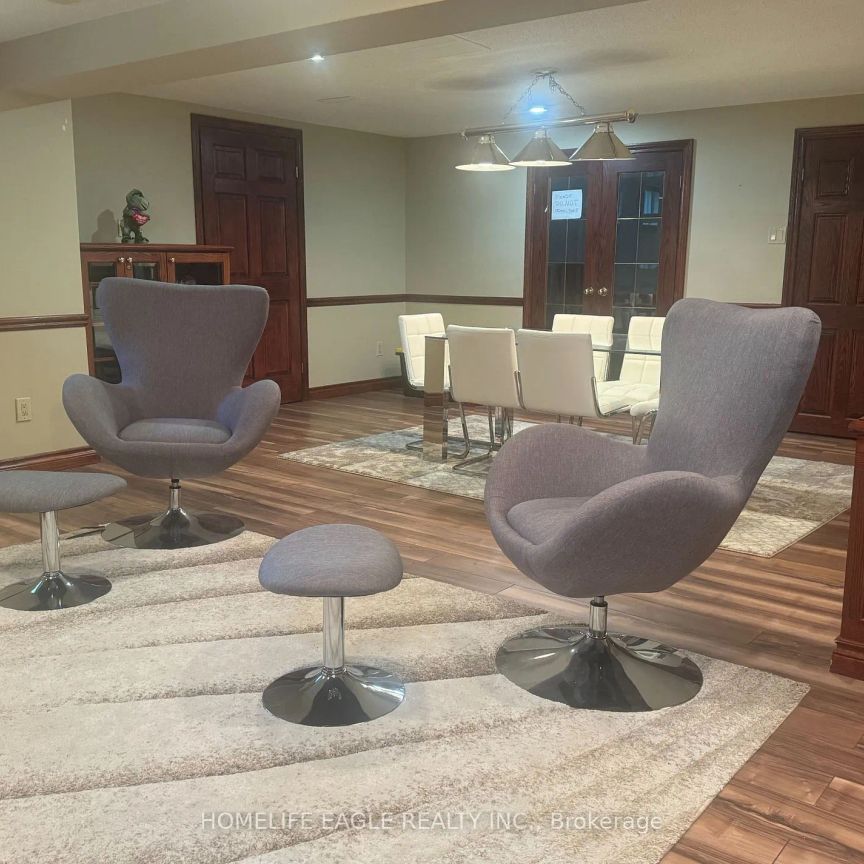 Detached Home For Lease | N9246977 - Photo 1