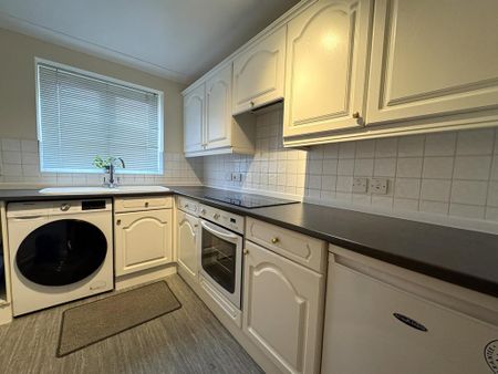 2 bedroom apartment to rent - Photo 5