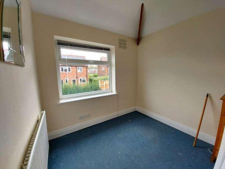 Warrington Road, Blackley, Manchester, M9 - Photo 3