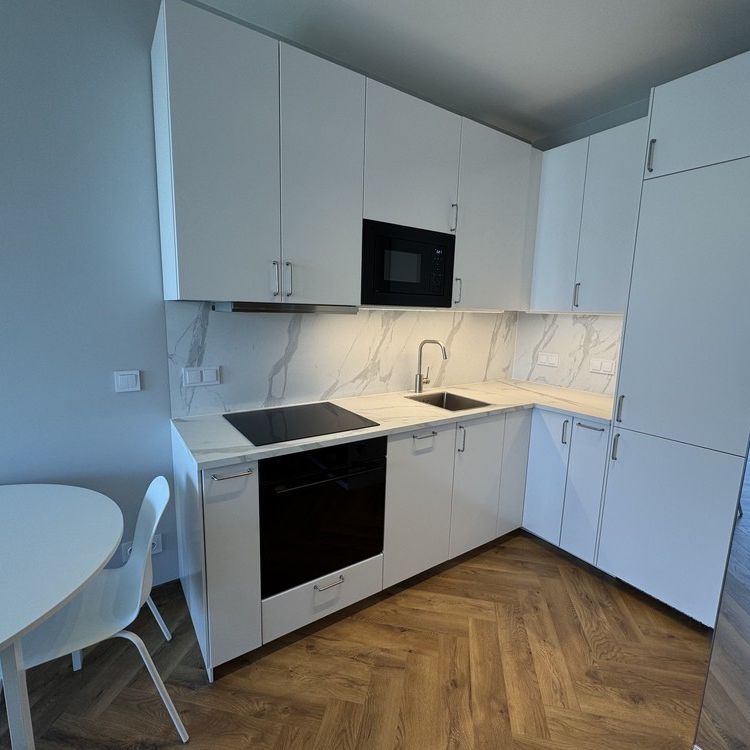 Warszawa, Bluszczańska - Zdjęcie 1