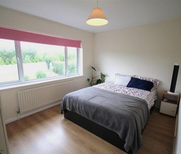 5 bedroom detached house to rent - Photo 5