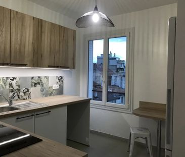 Location Appartement 2 pièces 52m² VALENCE 26000 - Photo 6