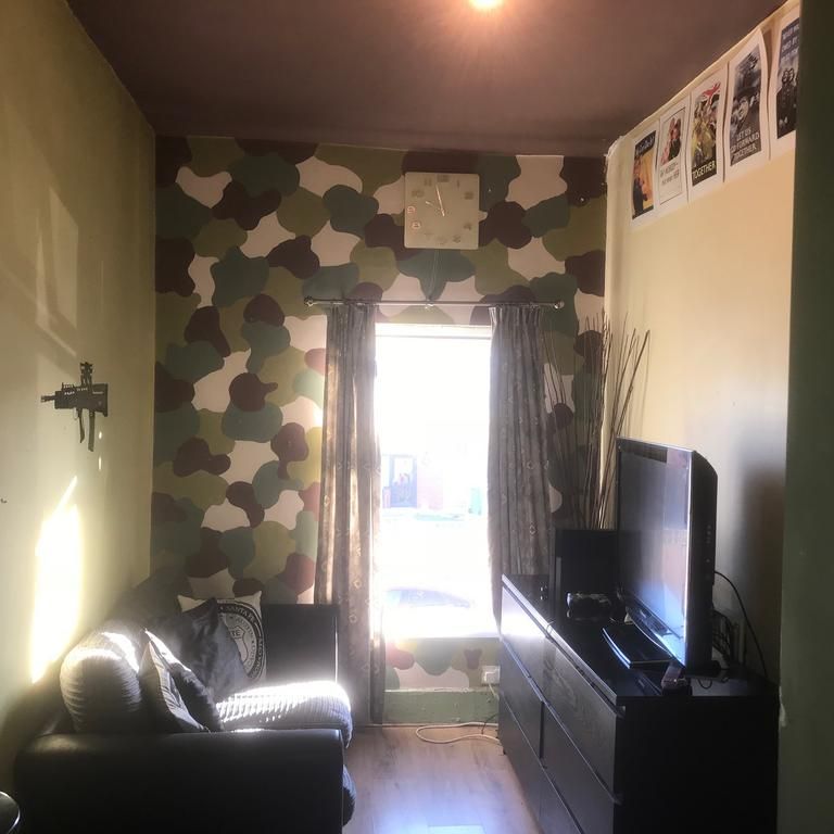 2 bedroom house to rent - Photo 1