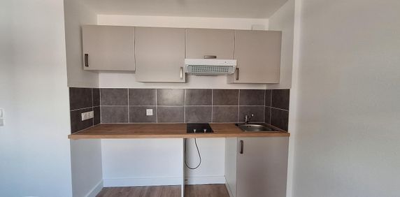 Location Appartement 1 pièce 25m² LIMOGES 87000 - Photo 2