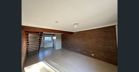 NEAT & TIDY 2 BEDROOM UNIT - Photo 3