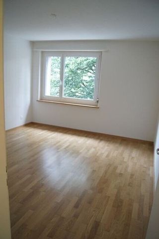 Attractive apartment near the train station - Photo 5