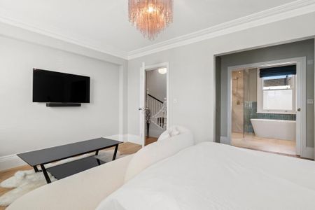 3 bedroom terraced house to rent - Photo 5