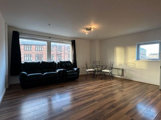 2 bedroom flat to rent - Photo 1