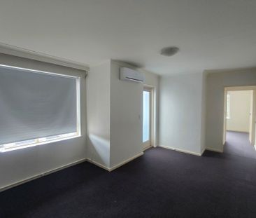 One-Bedroom Apartment with Balcony - Photo 4