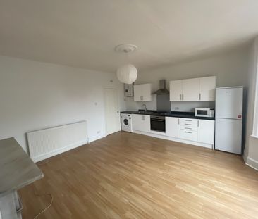 1 Bed Flat, Oakfield Road, CR0 - Photo 3