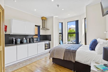 1 bedroom ground floor flat to rent - Photo 2