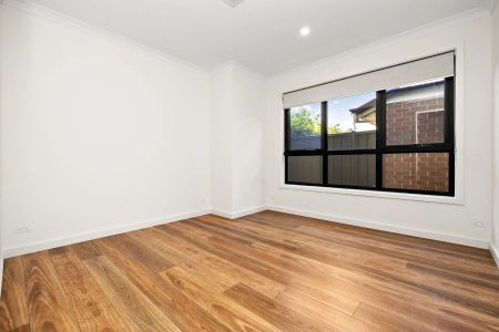 18B Hallett Avenue, - Photo 4