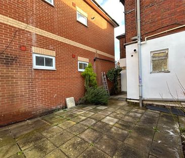George Street, Reading, Berkshire, RG1 - Photo 3