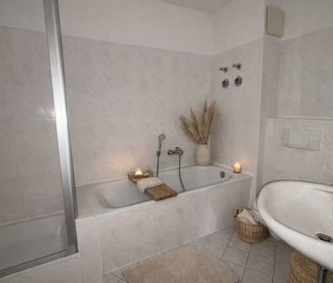 Großzügige Dreiraumwohnung in Zwickau - Photo 4