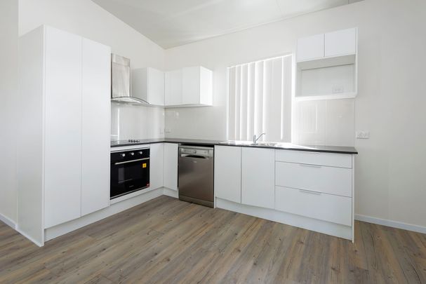 Delightful 2-bedroom Granny Flat - Photo 1