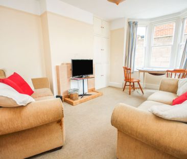 Latimer Road, Bournemouth, BH9 - Photo 1