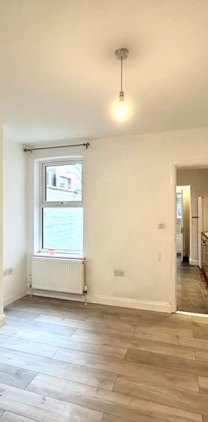 Amherst Road, Reading Amherst Road, Reading - Photo 1