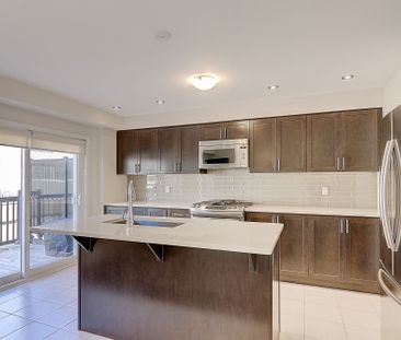 For Lease - 409 Switchgrass Street, Oakville, Ontario - Photo 6