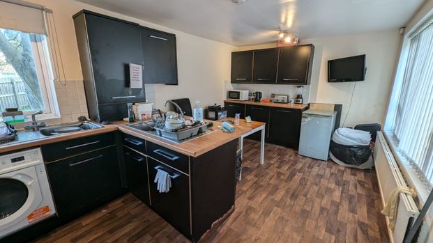 1 bedroom property to rent Unit 69 Park Village, 200 Norfolk Park Road, Sheffield, S2 - Photo 1