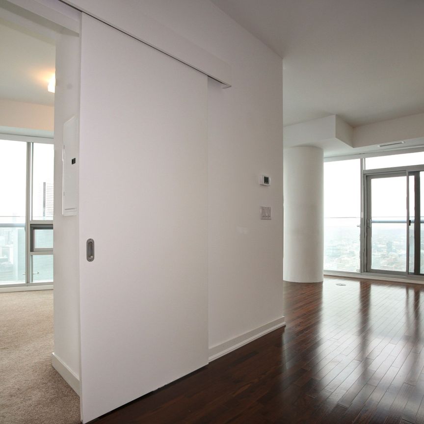For Lease - 14 York Street Unit# 6411, Toronto, Ontario - Photo 1