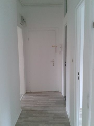 Location Appartement 3 pièces 61m² SARREGUEMINES 57200 - Photo 5
