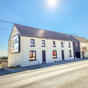 Huis te huur in Thuin voor € 1.150 met 3 slaapkamers - Foto 3