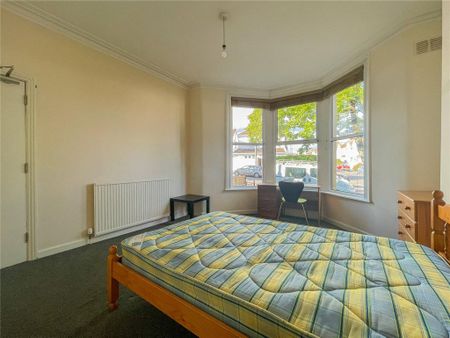 6 bedroom terraced house to rent - Photo 5