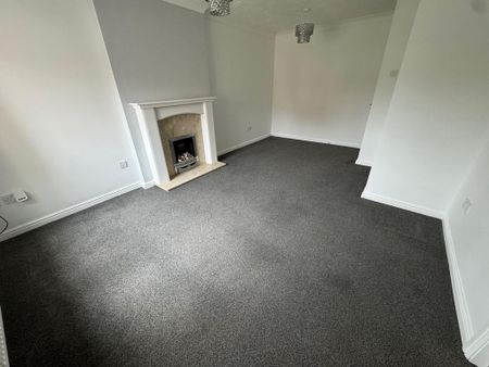 2 bedroom maisonette to rent - Photo 2