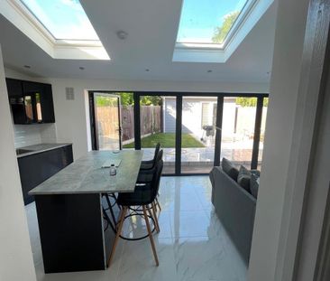 Room in a Shared House, Purneys Road, SE9 - Photo 3