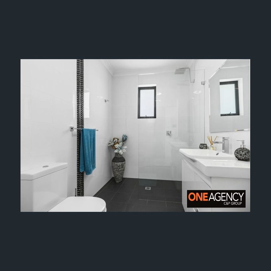 Stunning 4-Bedroom Duplex - Photo 1