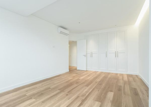 4 Bedroom Apartment with a view, Restelo, Lisboa