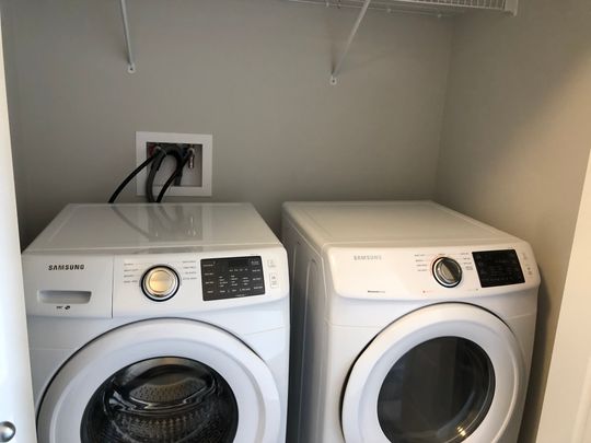 2 Bedroom Condo For Rent In Harvest Hills. Heat & Water Included - Photo 1