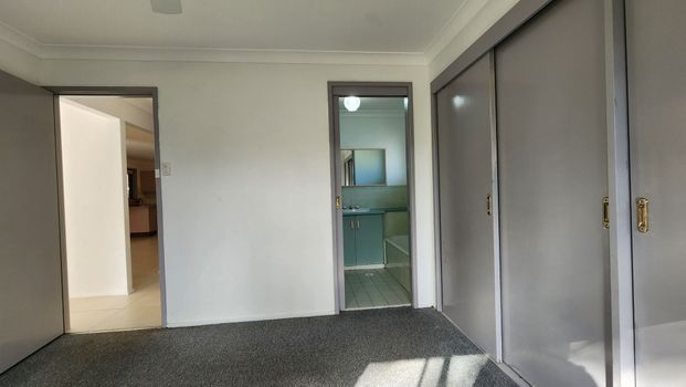 Single Level Home - Photo 1