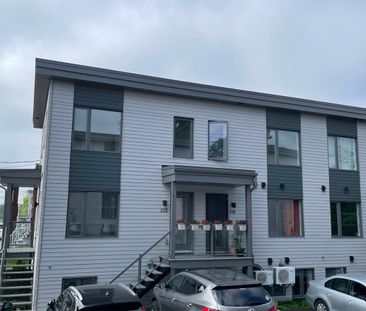À louer / Appartement - Photo 1