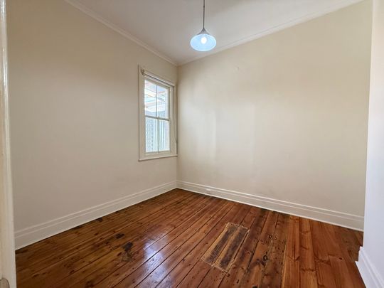 Affordable 2-Bedroom Home in Prime North Melbourne Location - Photo 1