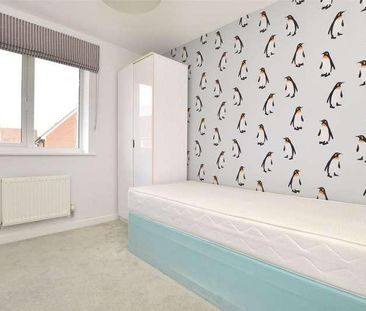 Westvale Road, Horley, Surrey, RH6 - Photo 3