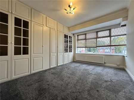360, Oakwood Lane, Leeds, LS8 3LF - Photo 3