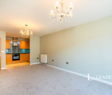 2 bedroom apartment to rent Shippam Street, Chichester, West Sussex... - Photo 2