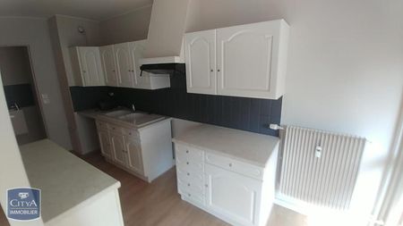 Location Appartement 4 pièces 83m² LILLE 59000 - Photo 4