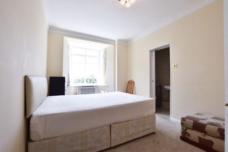 St. Johns Court, Finchley Road, London NW3 - Photo 4