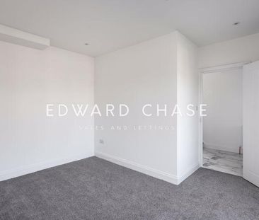 3 bedroom semi-detached house to rent - Photo 6