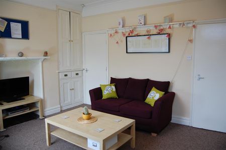 Headingley Mount, Headingley, LS6 3EL, Leeds - Photo 3