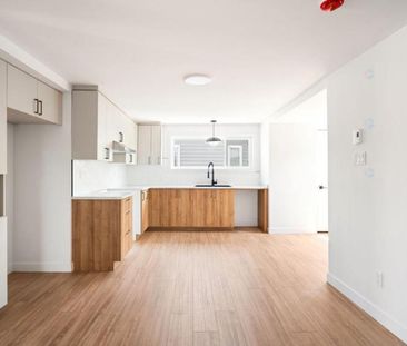 Grand 5 1/2 à louer, faites vite !! - Photo 1