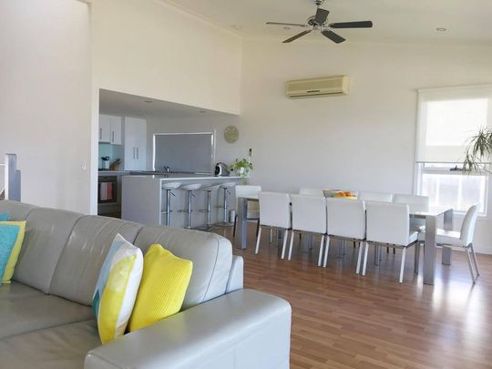 Perfect year round holiday home! - Photo 1