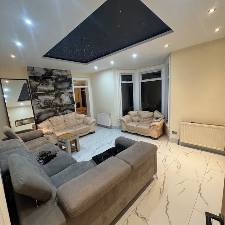 Room in a Shared House, Lasswade Road, EH17 - Photo 1