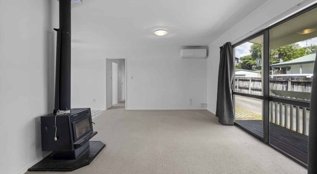 Perfectly Positioned in Prime Pukete - Photo 1