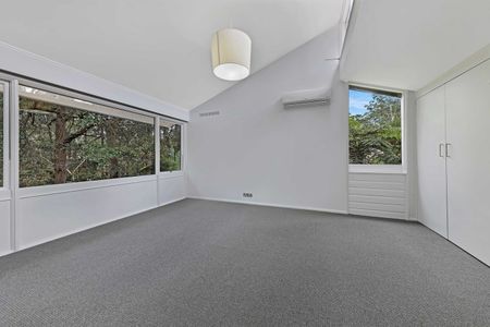 24 Cornwall Avenue, Turramurra - Photo 4